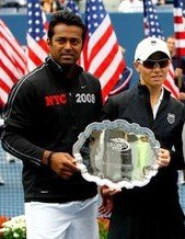 0 0 0 0a a a a Cara and Leander