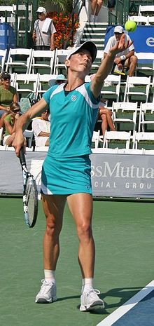 220px-Cara_Black_Acura_Classic_2007