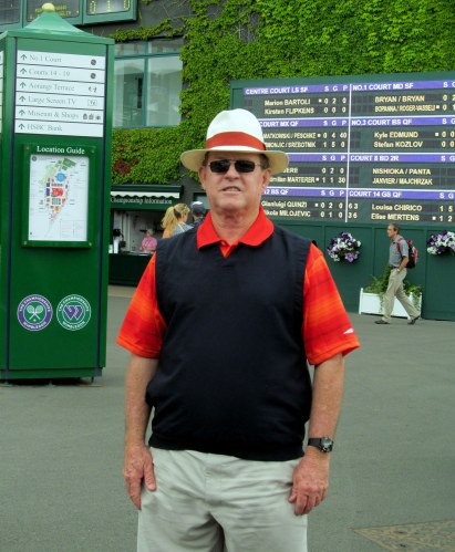Des standing in front of Centre Court